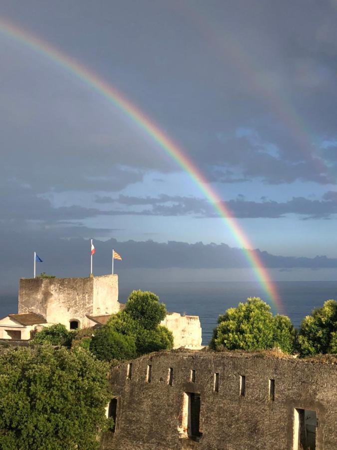 Park Hotel Castello Finale Ligure Exterior foto